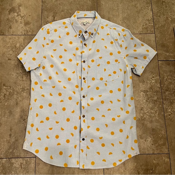 Sovereign Code Orange Slice Summer Button Down - Picture 1 of 4